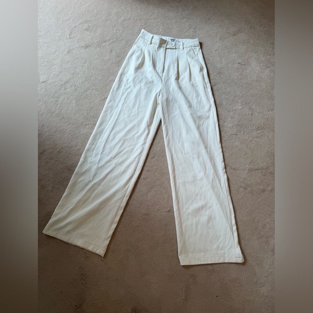 Wide Leg High-Waist White Trousers - Picture 3 of 10